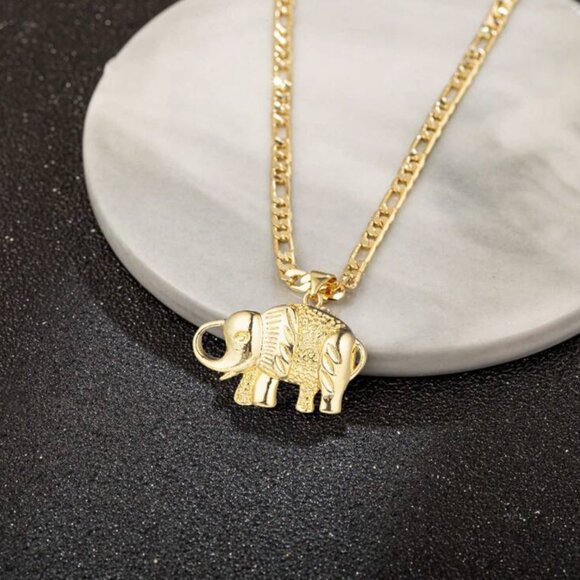14K Gold Plated Vintage Mid-Century Elephant Pendant Necklace | Good Luck Charm - Picture 3 of 3